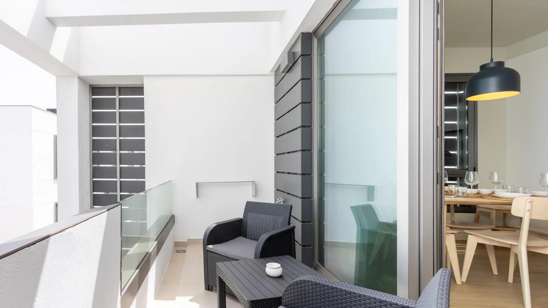 Apartment Home2Book Modern Bright Apt Abades, Pool & Terrace Abades